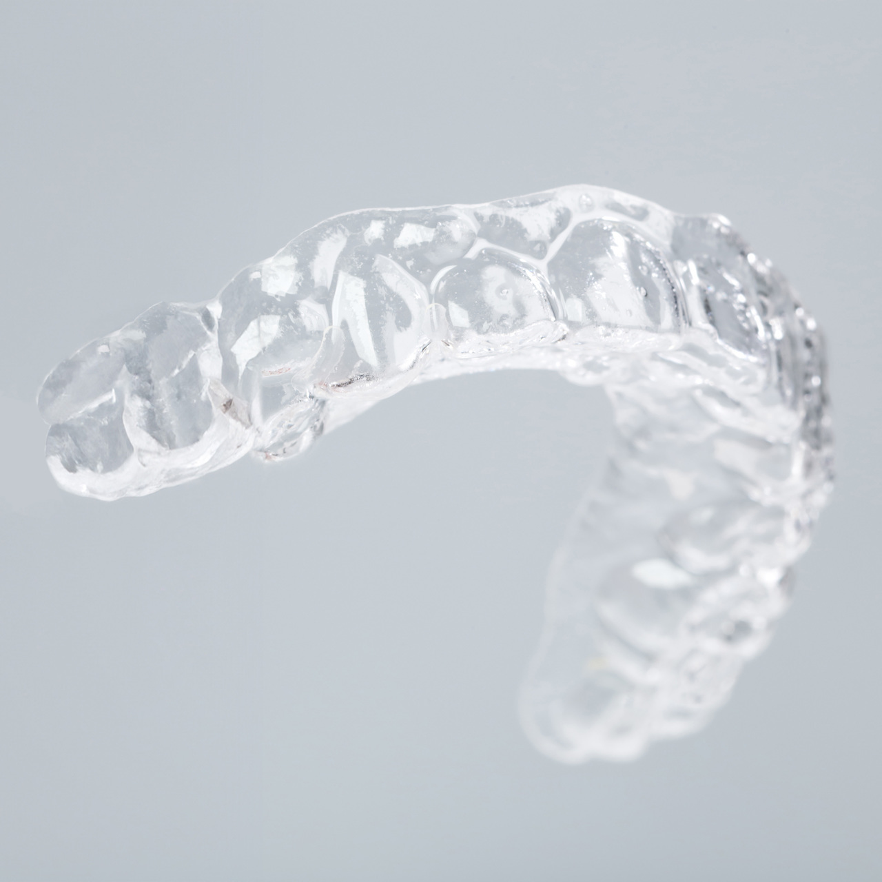 岡山で歯列矯正を検討中の方にも人気でおすすめのインビザライン